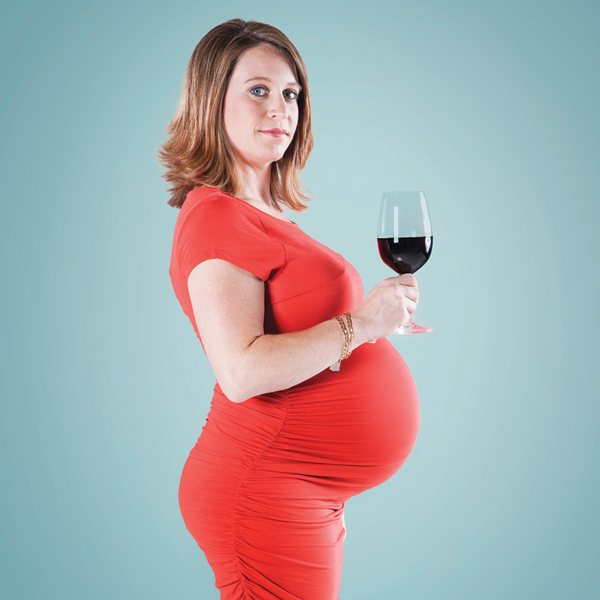 Women Drink Alcohol While Pregnant?