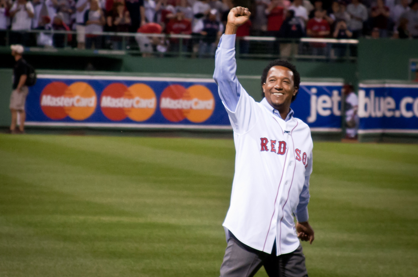 Red Sox retire Pedro Martinez's number