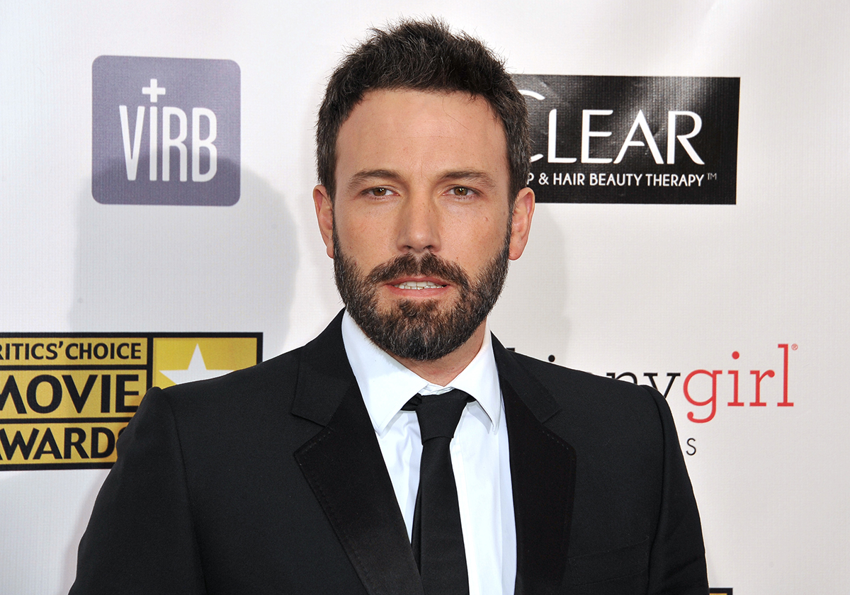 Ben Affleck Argo. Бен Аффлек играет в Покер.