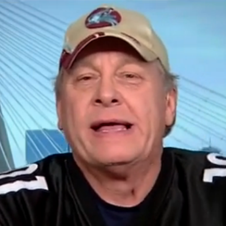 Curt Schilling says AIG Insurance canceled his policy due to pro